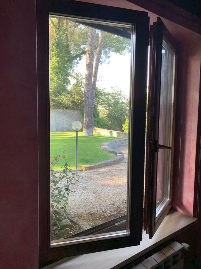 La Casa Di Irene Nel Golf Club Villa Roma Eksteriør bilde